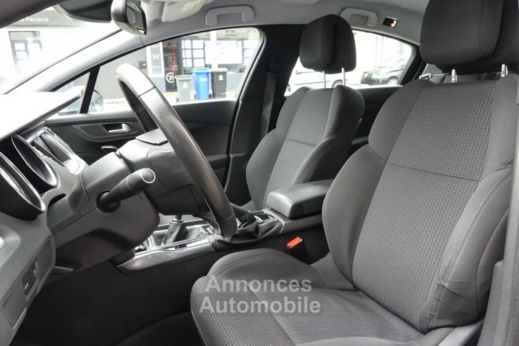 Peugeot 508 1.6 E-HDI 115 FAP STYLE GARANTIE + DISTRIBUTION OK - <small></small> 9.490 € <small>TTC</small> - #10