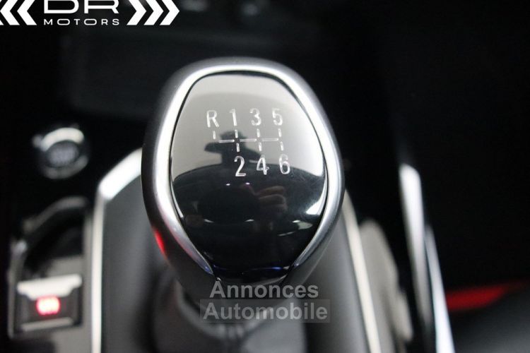 Peugeot 508 SW 1.5 BlueHDi ALLURE - FULL LED FOCAL SOUND NAVI LEDER PANODAK MIRROR LINK 45.477km!!! - <small></small> 19.995 € <small>TTC</small> - #29