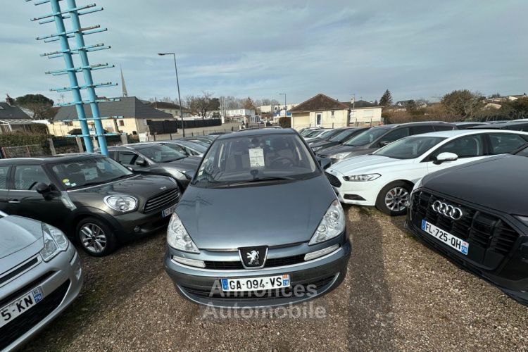 Peugeot 807 2.0 HDi 16v 136 FAP Confort Pack - <small></small> 5.990 € <small>TTC</small> - #1