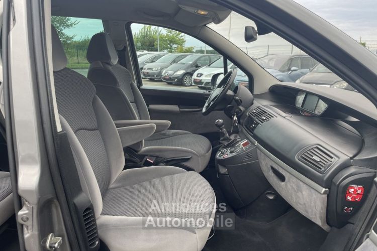 Peugeot 807 2.0 HDI135 FAP ALLURE - <small></small> 10.590 € <small>TTC</small> - #8