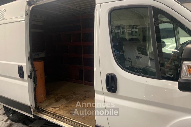 Peugeot Boxer Camionnette 2.0 BlueHDi 130 (130Cv) Premium Pack GPS CAMÉRA - <small></small> 14.990 € <small></small> - #3