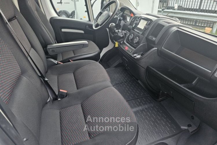 Peugeot Boxer FG 330 L1H1 2.2 BLUEHDI S&S 140CH ASPHALT - <small></small> 17.900 € <small>TTC</small> - #16