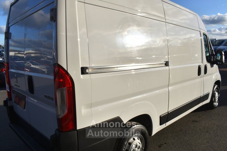 Peugeot Boxer FG 333 L2H2 2.2 BLUEHDI S&S 140CH ASPHALT - <small></small> 21.750 € <small>TTC</small> - #2