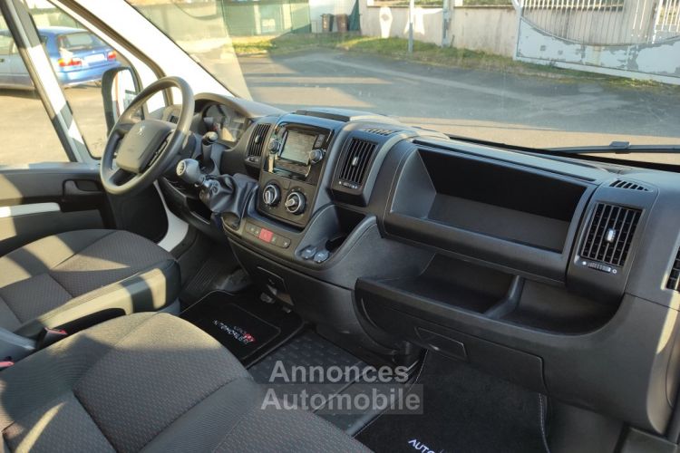 Peugeot Boxer FG Asphalt 333 L2H2 BlueHDi 120 - <small></small> 20.990 € <small>TTC</small> - #12