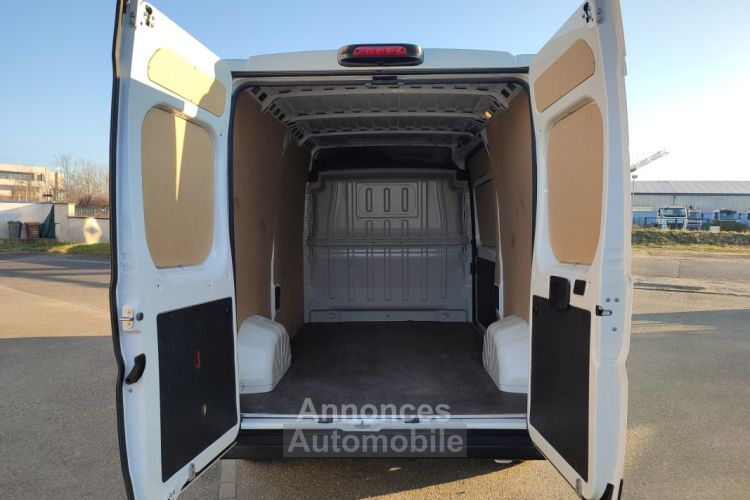 Peugeot Boxer FG Asphalt 333 L2H2 BlueHDi 120 - <small></small> 20.990 € <small>TTC</small> - #31