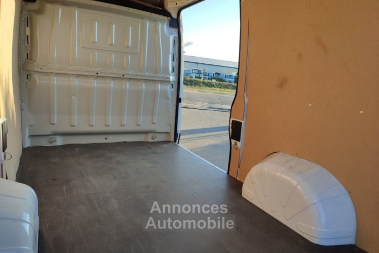 Peugeot Boxer FG Asphalt 333 L2H2 BlueHDi 120 - <small></small> 20.990 € <small>TTC</small> - #37