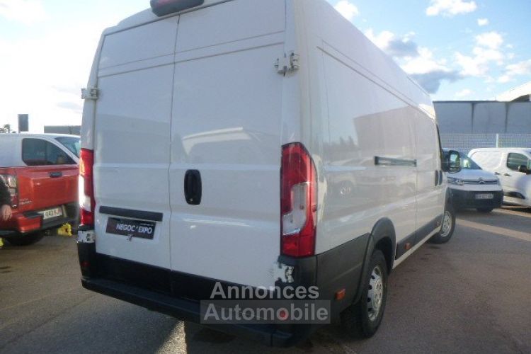 Peugeot Boxer Fourgon Grand Volume 435 L4H2 Premium BlueHDi 140 Start&Stop - <small></small> 17.990 € <small>TTC</small> - #3