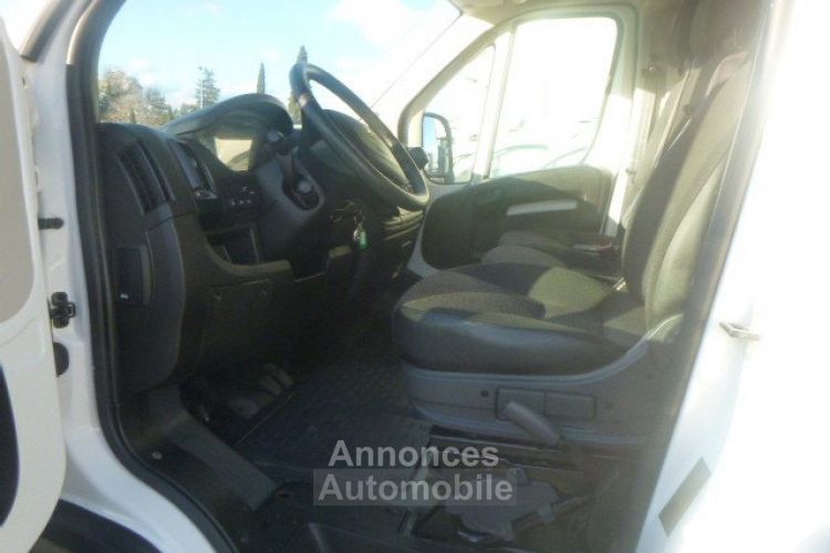 Peugeot Boxer Fourgon Grand Volume 435 L4H2 Premium BlueHDi 140 Start&Stop - <small></small> 17.990 € <small>TTC</small> - #8