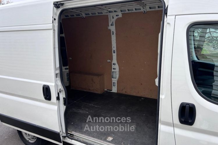 Peugeot Boxer FOURGON L2H2 2.2 BLUE HDI 140CH ASPHALT Blanc - <small></small> 18.190 € <small>TTC</small> - #9