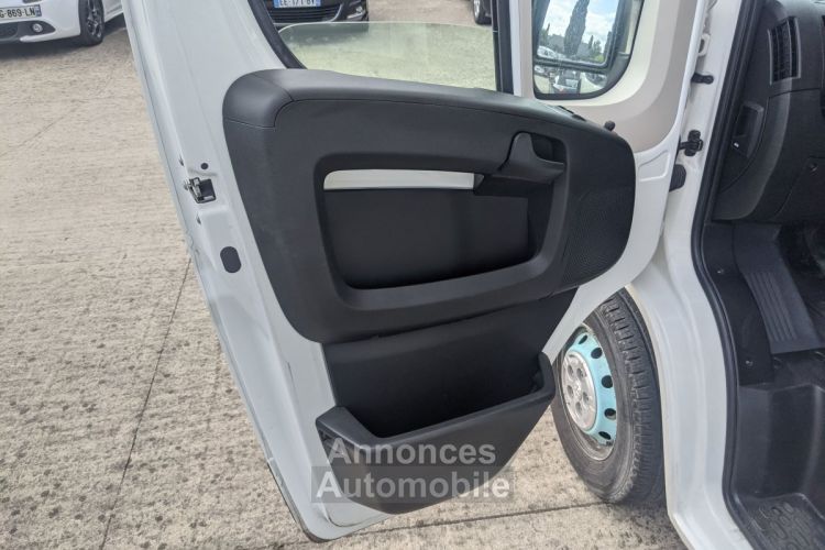 Peugeot Boxer FOURGON L2H2 BLUEHDI 120 EQUIPE MAGASIN - <small></small> 28.990 € <small>TTC</small> - #16