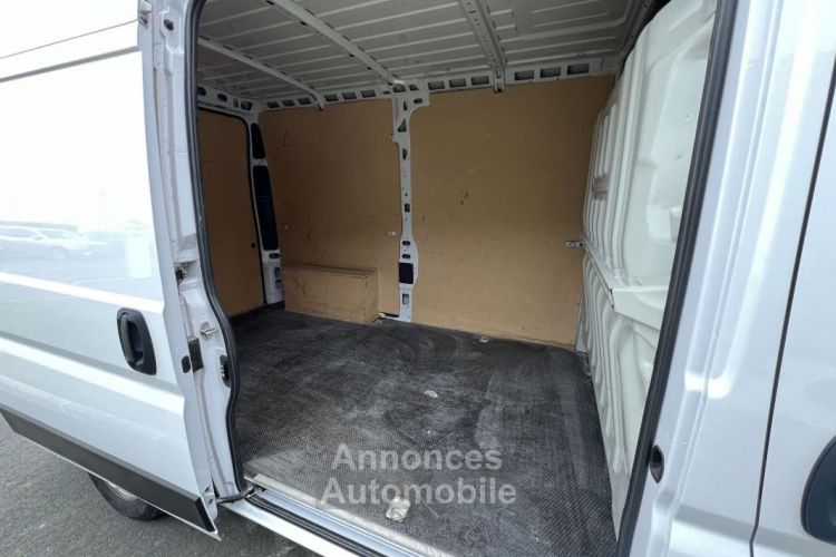 Peugeot Boxer FOURGON TOLE 333 L2H2 BLUEHDI 140 S&S ASPHALT - <small></small> 25.900 € <small>TTC</small> - #12