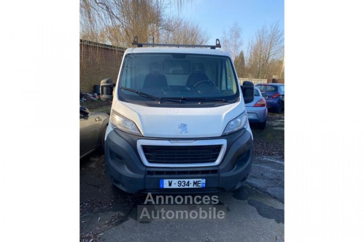 Peugeot Boxer Pro 333 L2H2 2.2 BlueHDi S&S - 120 III FOURGON VITRE Fourgon Vitré 333 L2H2 PHASE - <small></small> 12.600 € <small></small> - #2