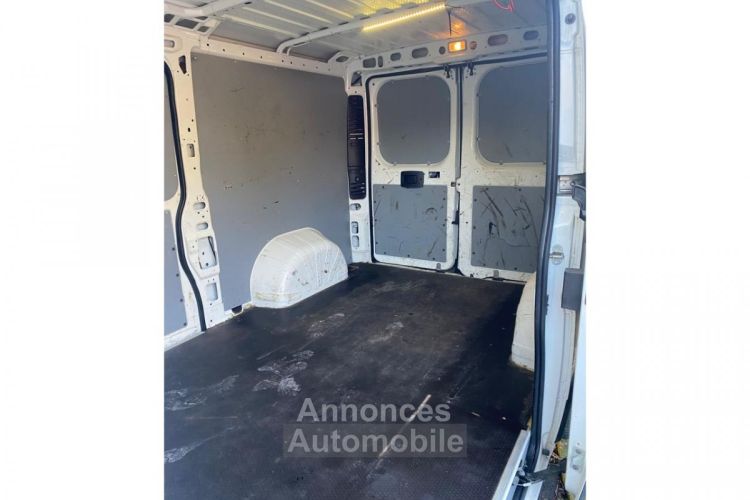 Peugeot Boxer Pro 333 L2H2 2.2 BlueHDi S&S - 120 III FOURGON VITRE Fourgon Vitré 333 L2H2 PHASE - <small></small> 12.600 € <small></small> - #8