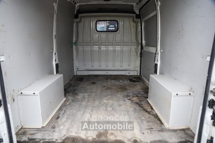 Peugeot Boxer Pro 335 L2H2 2.0 BlueHDi 130 CAMERA GPS ATTELAGE - <small></small> 14.970 € <small></small> - #15