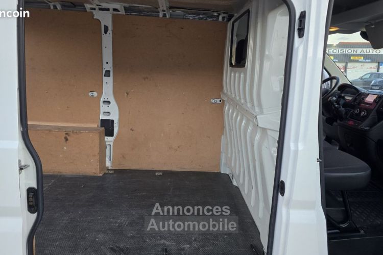 Peugeot Boxer TOLE 330 L1H1 BLUEHDI 140 SetS ASPHALT - <small></small> 16.890 € <small>TTC</small> - #11