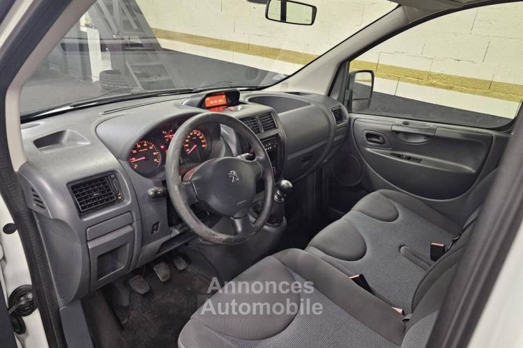 Peugeot EXPERT 2.0 HDi 98ch Access Court 9pl - <small></small> 9.990 € <small>TTC</small> - #10