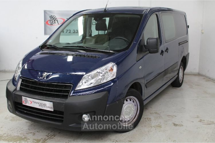 Peugeot EXPERT CABINE 6 PLACES L1H1 2.0 HDI 125 FAP Navigation - <small></small> 14.990 € <small>TTC</small> - #1