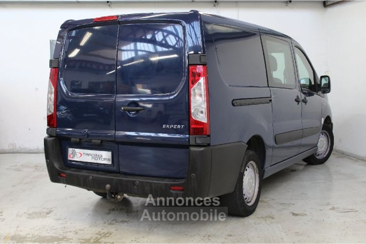 Peugeot EXPERT CABINE 6 PLACES L1H1 2.0 HDI 125 FAP Navigation - <small></small> 14.990 € <small>TTC</small> - #2