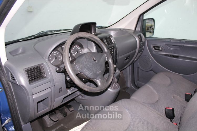 Peugeot EXPERT CABINE 6 PLACES L1H1 2.0 HDI 125 FAP Navigation - <small></small> 14.990 € <small>TTC</small> - #3