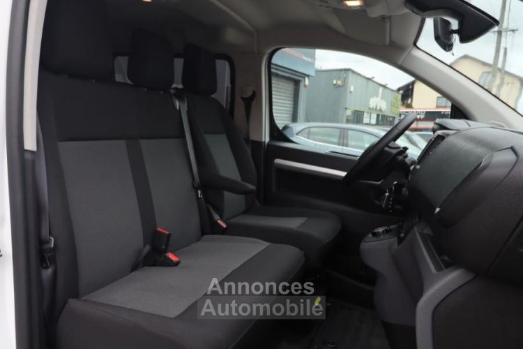 Peugeot EXPERT COMBI 2.0 BLUEHDI 180 CH L2 PL TN EAT 8 + CARPLAY CAMERA DE RECUL - <small></small> 37.489 € <small>TTC</small> - #15