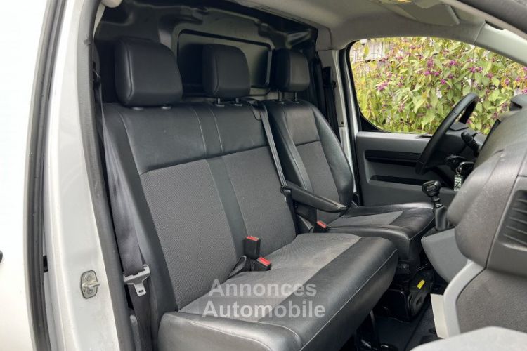 Peugeot EXPERT FG 2.0 120CH / TVA RÉCUPERABLE / ATTELAGE / GARANTI 12 MOIS - <small></small> 18.490 € <small>TTC</small> - #13