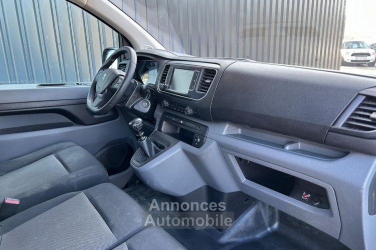 Peugeot EXPERT Standard 1.5 BlueHDi 120CH Premium - 16 242 HT - 3 PLACES / CAMERA DE RECUL / CARPLAY - <small></small> 19.490 € <small></small> - #4