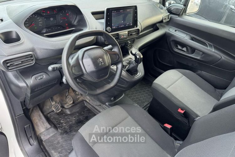 Peugeot Partner 100CH Premium Garantie 6 ans Attelage Apple Carplay Android auto GPS 209HT-mois - <small></small> 12.990 € <small>TTC</small> - #5