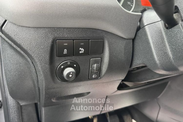 Peugeot Partner 1.6 BlueHDi - 100 COMBI Tepee Style Gps + Camera AR + Radar AR - <small></small> 13.990 € <small>TTC</small> - #18