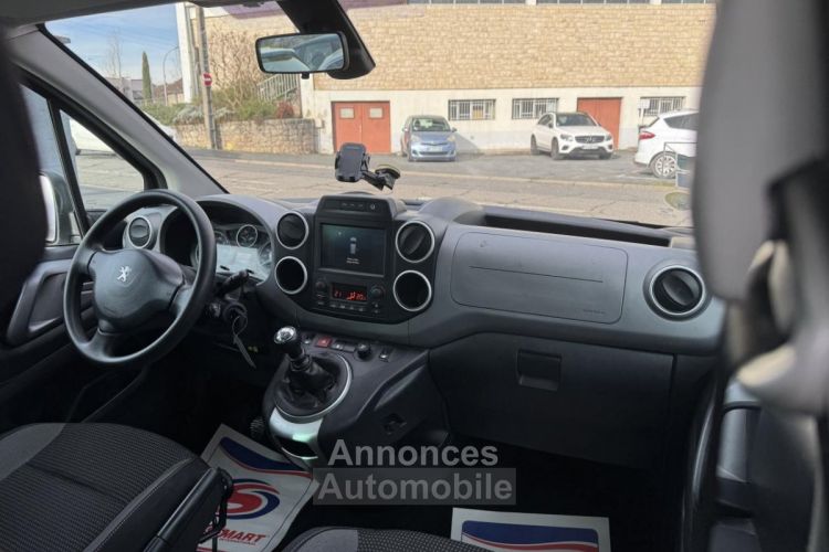 Peugeot Partner 1.6 BlueHDi S&S - 120 Tepee Outdoor Gps +Camera AR + attelage - <small></small> 9.990 € <small>TTC</small> - #14