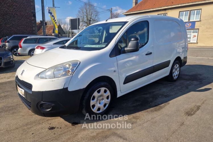 Peugeot Partner 1.6 HDI 90 3pl. Long Chassis Utilitaire A-C - <small></small> 4.950 € <small>TTC</small> - #1