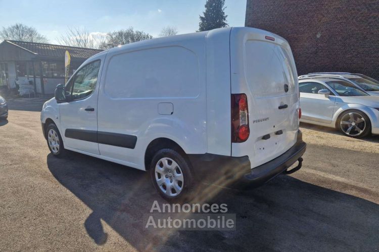 Peugeot Partner 1.6 HDI 90 3pl. Long Chassis Utilitaire A-C - <small></small> 4.950 € <small>TTC</small> - #7