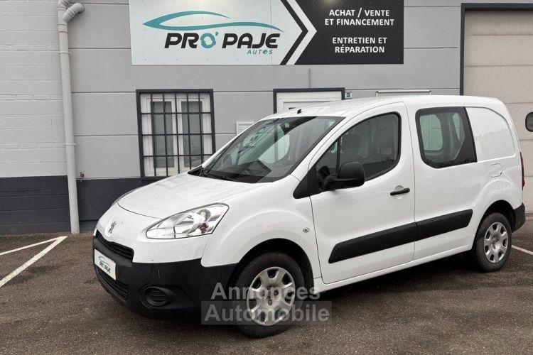 Peugeot Partner 1.6 HDI 90 CTTE L2 / UTILITAIRE / 1E MAIN/ 3 PLACES / DISTRI2025 / 4 PNEUS NEUFS - <small></small> 9.490 € <small>TTC</small> - #1