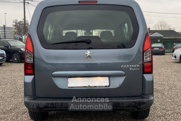 Peugeot Partner 1.6 HDi75 FAP Access 4p - <small></small> 7.500 € <small>TTC</small> - #4