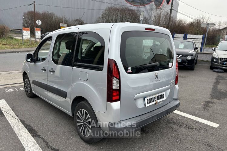 Peugeot Partner 1.6 HDi92 FAP Active 7 places - <small></small> 6.990 € <small>TTC</small> - #4