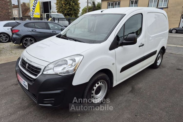 Peugeot Partner 1.6cc Utilitaire 3 Places A-C - <small></small> 9.900 € <small>TTC</small> - #1