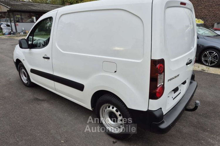 Peugeot Partner 1.6cc Utilitaire 3 Places A-C - <small></small> 9.900 € <small>TTC</small> - #6