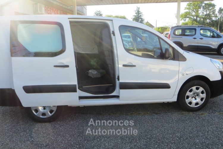 Peugeot Partner E- 70cv Automatique, 3 Places ,long Vitrés L2H1,rep possible - <small></small> 10.000 € <small></small> - #1