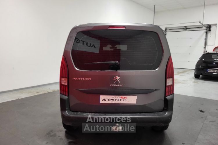 Peugeot Partner FOURGON 1.5 BLUEHDI 130 EAT8 1000 Kg PREMIUM + ATTELAGE HAYON VITRE - <small></small> 18.010 € <small>TTC</small> - #6