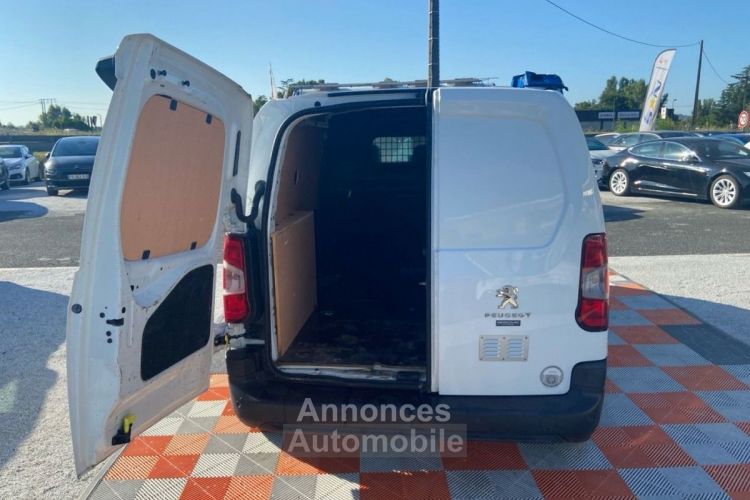 Peugeot Partner FOURGON BlueHDi 100 ASPHALT STANDARD GPS Caméra Bois 3PL - <small></small> 15.980 € <small>TTC</small> - #15