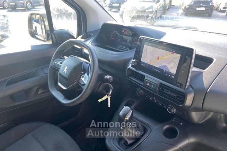 Peugeot Partner FOURGON BlueHDi 100 ASPHALT STANDARD GPS Caméra Bois 3PL - <small></small> 15.980 € <small>TTC</small> - #23