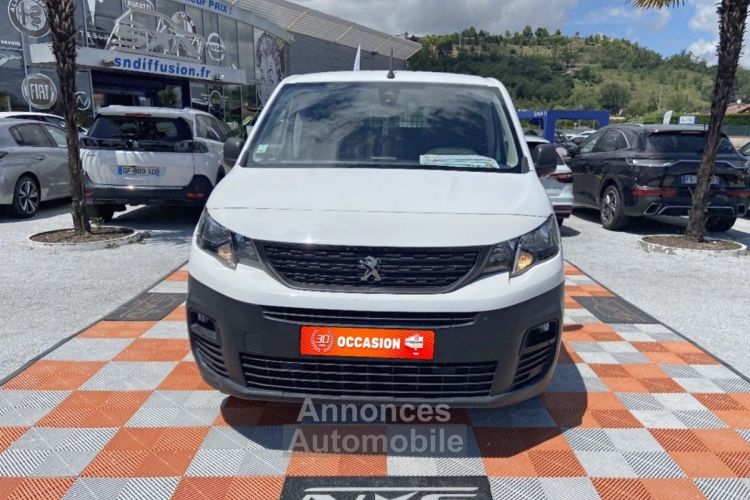 Peugeot Partner FOURGON BlueHDi 75 PREMIUM STANDARD CLIM Pte Lat Vitré Pte AR Vitrées - <small></small> 14.980 € <small>TTC</small> - #2