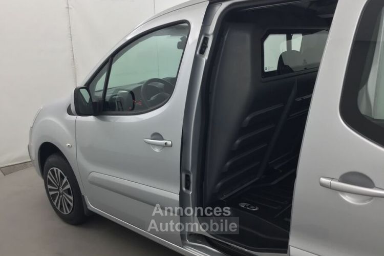 Peugeot Partner FOURGON ELECTRIQUE PREMIUM STANDARD 3PL - <small></small> 11.988 € <small>TTC</small> - #21