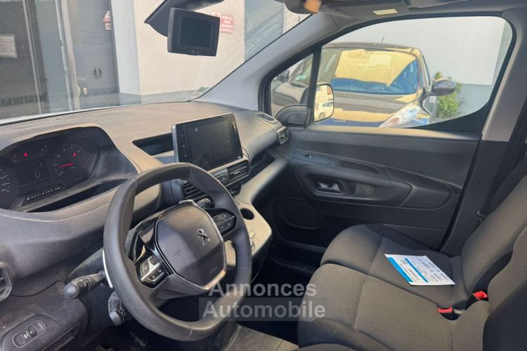 Peugeot Partner Fourgon L1 650kg BlueHDI 130 S&S EAT8 Asphalt Historique d'entretien Garantie 12 mois Caméra de recul Apple CarPlay Radar AV-AR - <small></small> 14.990 € <small>TTC</small> - #5