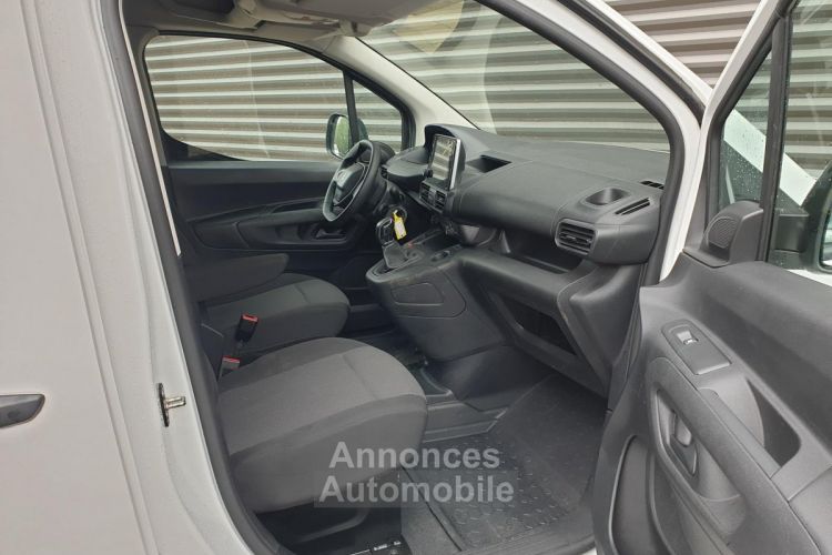 Peugeot Partner III FOURGON PHASE 2 1.5 HDI 75 TVA 12 492 € HT - <small></small> 14.990 € <small>TTC</small> - #8