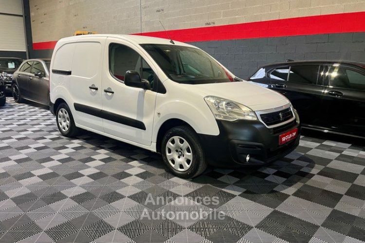 Peugeot Partner STANDARD 1.6 BLUEHDI 100CH PREMIUM PACK - <small></small> 9.490 € <small>TTC</small> - #2