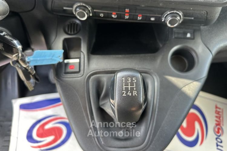 Peugeot Partner Standard 650KG 1.6 BlueHDi S&S - 100 Premium Clim + Radar AR + Galerie - <small></small> 13.990 € <small>TTC</small> - #17