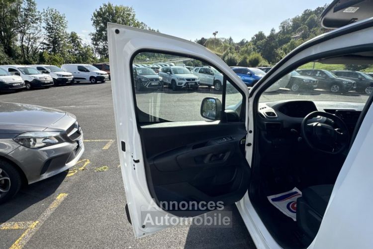 Peugeot Partner Standard 650KG 1.6 BlueHDi S&S - 100 Premium Clim + Radar AR + Galerie - <small></small> 13.990 € <small>TTC</small> - #26