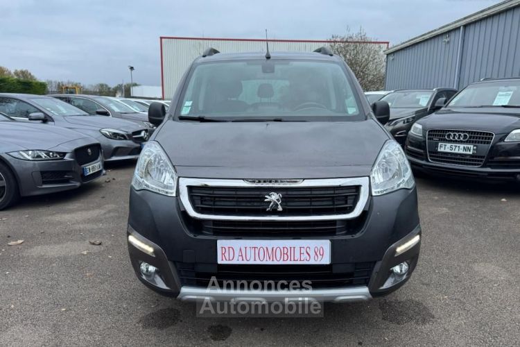 Peugeot Partner Tepee 1.2 110 CH Outdoor MOTEUR NEUF - <small></small> 11.990 € <small>TTC</small> - #2