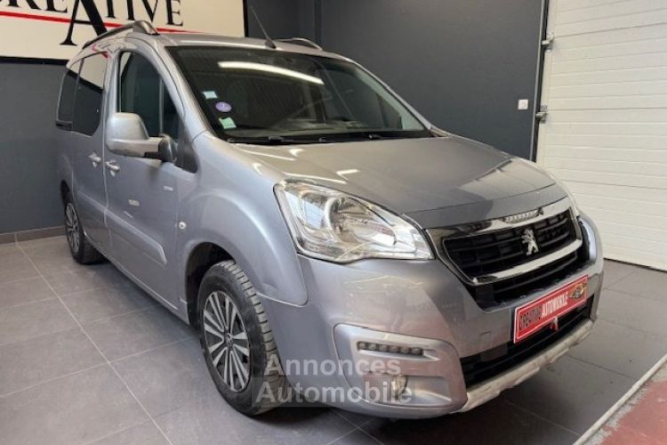 Peugeot Partner TEPEE 1.2 THP 110 CV 108 000 KMS - <small></small> 9.990 € <small>TTC</small> - #4