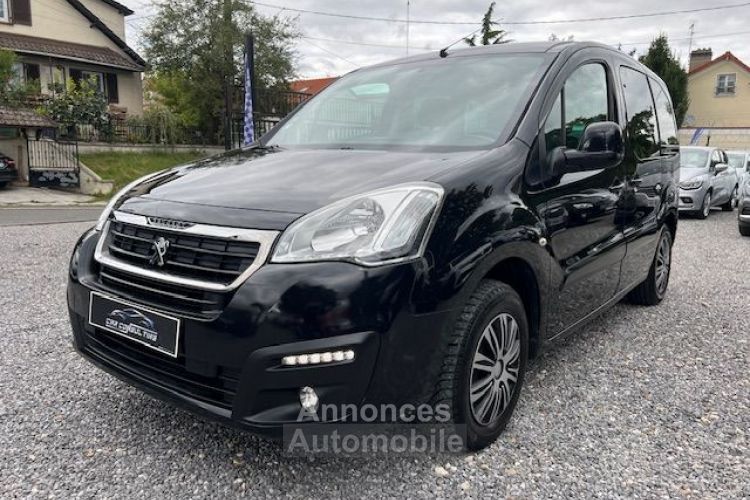 Peugeot Partner Tepee 1.2L PureTech 110ch S&S BVM5 Active 5P Distrib à jour Garantie - <small></small> 7.990 € <small>TTC</small> - #1